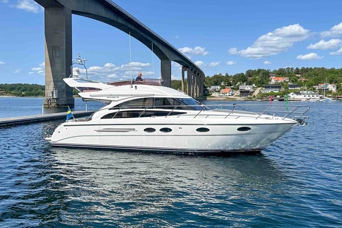 2011 PRINCESS 42 (P42354)